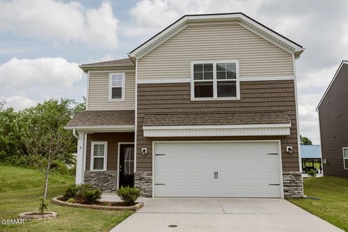 6 Lilac Ct, Clinton, TN, 37716-2043 | Card Image