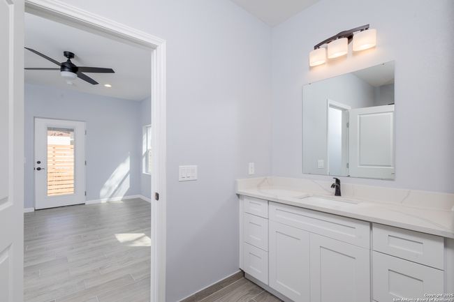 421 Rainbow Dr, House other with 3 bedrooms, 2 bathrooms and null parking in Lakehills TX | Image 13
