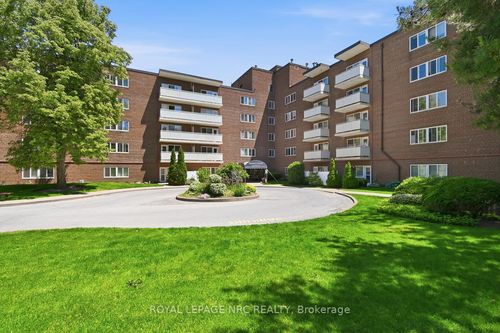 117-198 Scott St, St Catharines, ON, L2N5T3 | Card Image