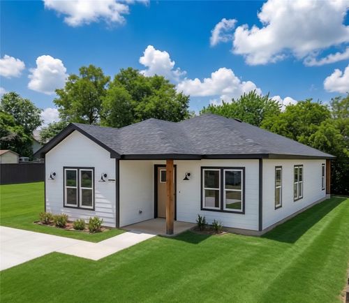 1609 E Bluff St, Fort Worth, TX, 76102-2428 | Card Image