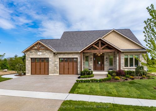 18 Greenhill Dr, Tillsonburg, ON, N4G0L4 | Card Image