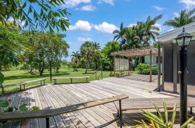 1531 Bacom Point Rd, House other with 3 bedrooms, 3 bathrooms and null parking in Pahokee FL | Image 4