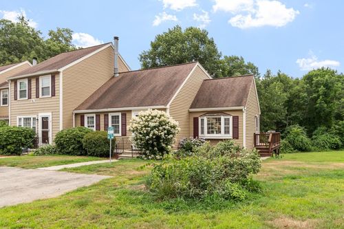 8-15 Culver Street, Plaistow, NH, 03865 | Card Image