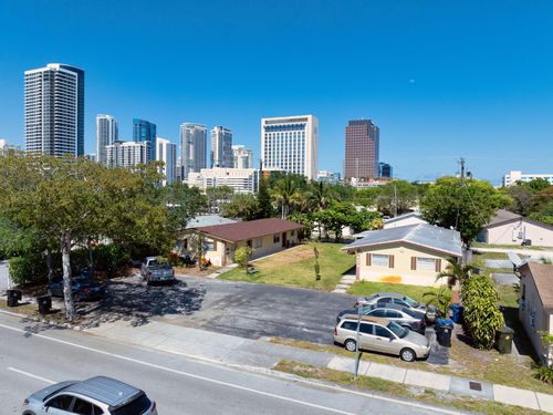 1-2-634 Sw 4th Ave, Fort Lauderdale, FL, 33315-1012 | Card Image