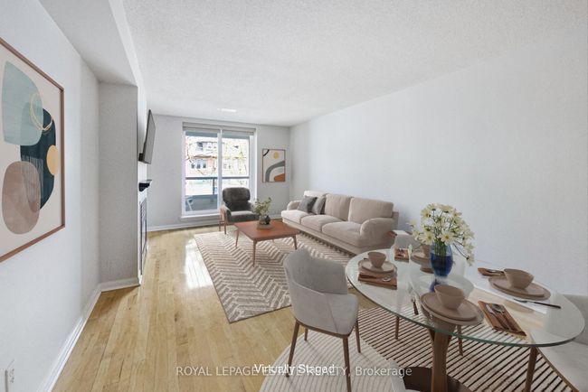 202 - 2365 Queen St E, Condo with 1 bedrooms, 1 bathrooms and null parking in Toronto ON | Image 5