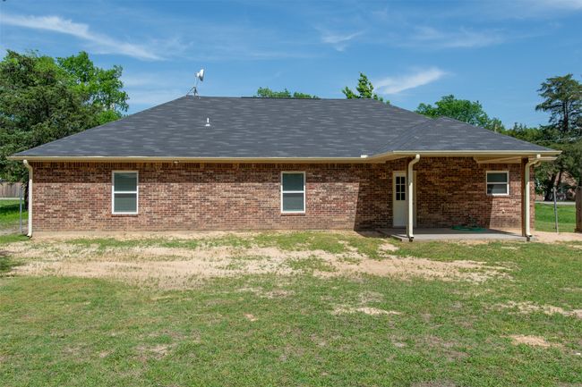 904 N Main St, House other with 3 bedrooms, 2 bathrooms and null parking in Kemp TX | Image 27