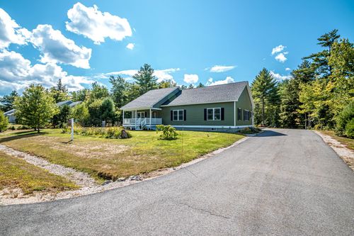 106 Pemigewasset Dr, Center Conway, NH, 03813-3206 | Card Image