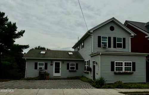 2014 20th St, Altoona, PA, 16601-2520 | Card Image