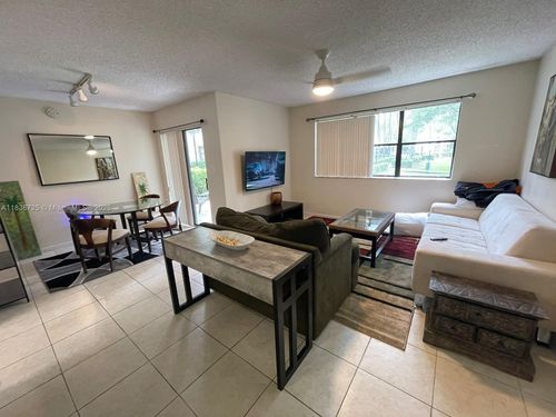 8-550 S Park Rd, Hollywood, FL, 33021-8598 | Card Image