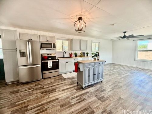a-650 Oneawa Street, Kailua, HI, 96734 | Card Image