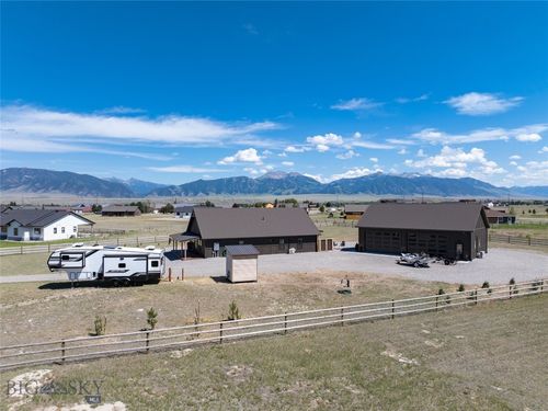 74 Sky View Dr, Ennis, MT, 59729-8800 | Card Image