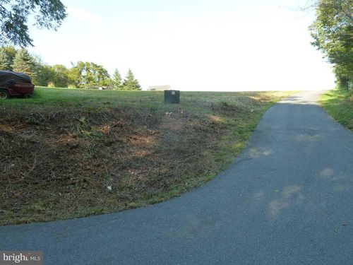 3237 Park Mills Rd, ADAMSTOWN, MD, 21710-9226 | Card Image