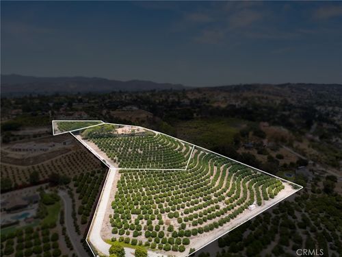 15 Encino Ave, Camarillo, CA, 93010-1718 | Card Image