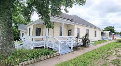 1201 Bridge St, Humboldt, KS, 66748-1839 | Card Image