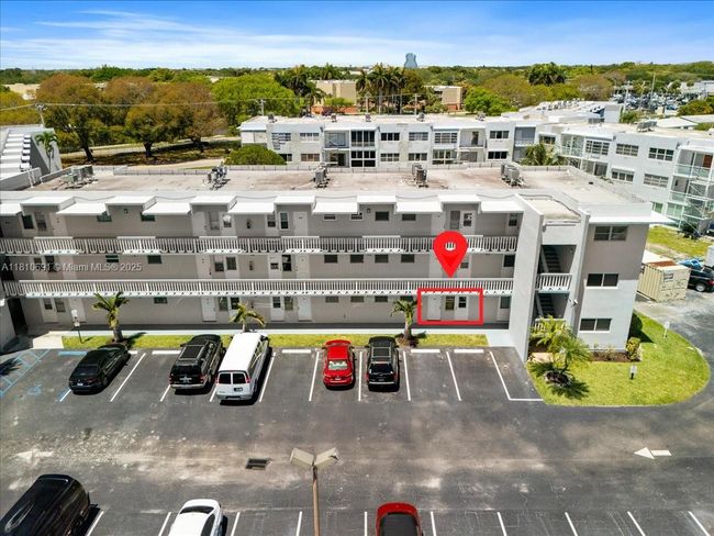 APT-109 - 2200 Park Ln, Condo with 1 bedrooms, 2 bathrooms and null parking in Hollywood FL | Image 31
