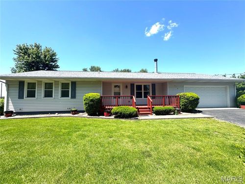 618 S Central St, Coffeen, IL, 62017-1107 | Card Image
