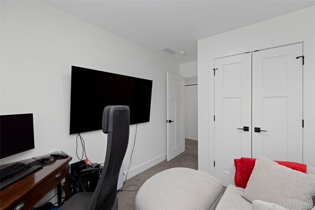 Another view of bedroom #2 | Image 18