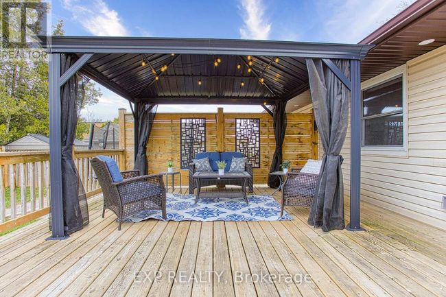 4382 Central Avenue, House other with 5 bedrooms, 2 bathrooms and 5 parking in Lincoln (Beamsville) ON | Image 35