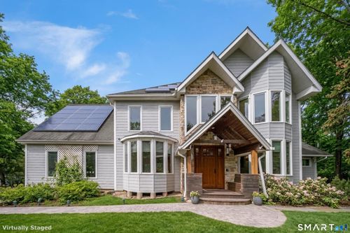 1800 Moose Hill Rd, Guilford, CT, 06437-2327 | Card Image