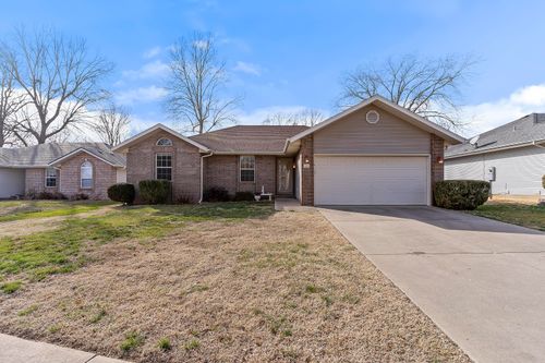 521 S Dexter Ave, Springfield, MO, 65802-6709 | Card Image