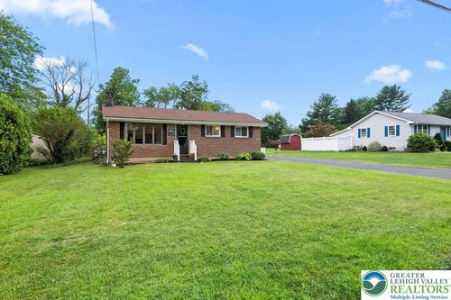 5196 Price Ave, Coopersburg, PA, 18036-1362 | Card Image