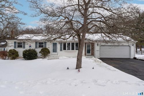 204 Parker Farms Rd, Wallingford, CT, 06492-2838 | Card Image