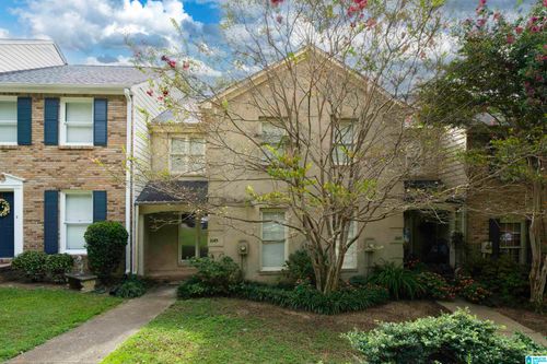 1645 Ashwood Ln, Homewood, AL, 35209-1258 | Card Image