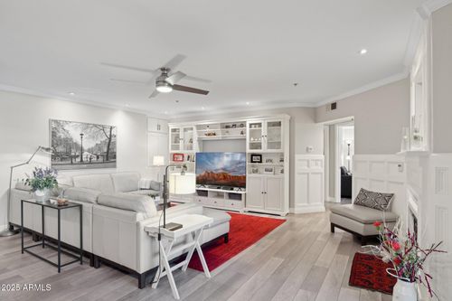 218-5104 N 32nd St, Phoenix, AZ, 85018-1473 | Card Image