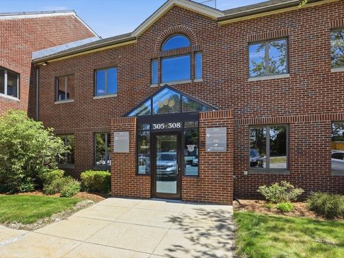 307-100 Conifer Hill Dr, Danvers, MA, 01923-1168 | Card Image