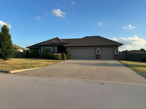 4428 W Cloverleaf Ter, Battlefield, MO, 65619-8011 | Card Image