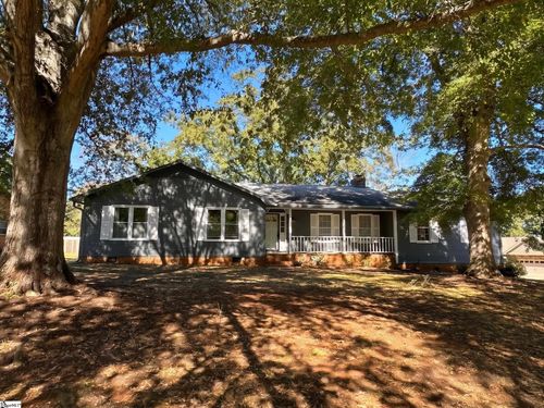 207 Laurelwood Drive, Boiling Springs, SC, 29316 | Card Image