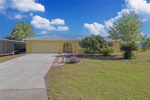 147 Coral Dr, FORT MYERS, FL, 33905-2612 | Card Image