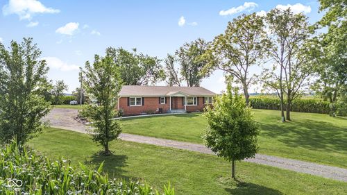 3625 Elm Swamp Rd, Lebanon, IN, 46052-8241 | Card Image