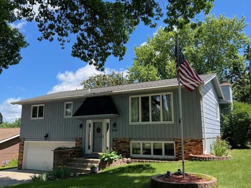 3002 7th Ave Nw, Rochester, MN, 55901-2340 | Card Image