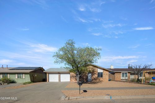 10813 Onyxstone St, El Paso, TX, 79924-1629 | Card Image