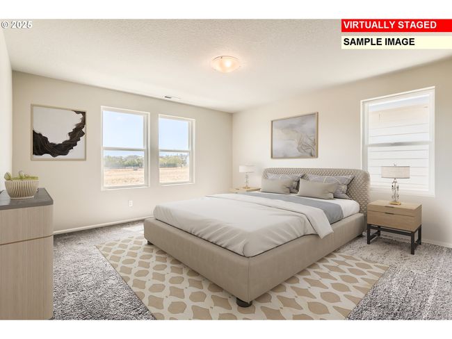 734 Pickering Ln, House other with 3 bedrooms, 3 bathrooms and 2 parking in Woodburn OR | Image 10