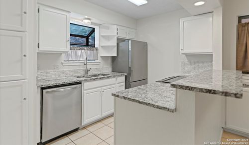 apt-306-10955 Wurzbach Rd, San Antonio, TX, 78230-2541 | Card Image