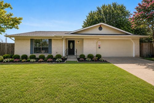 6901 Wicks Trl, Fort Worth, TX, 76133-5029 | Card Image