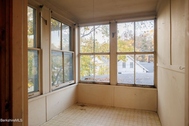 163 Front St, Home with 4 bedrooms, 4 bathrooms and null parking in Housatonic MA | Image 13