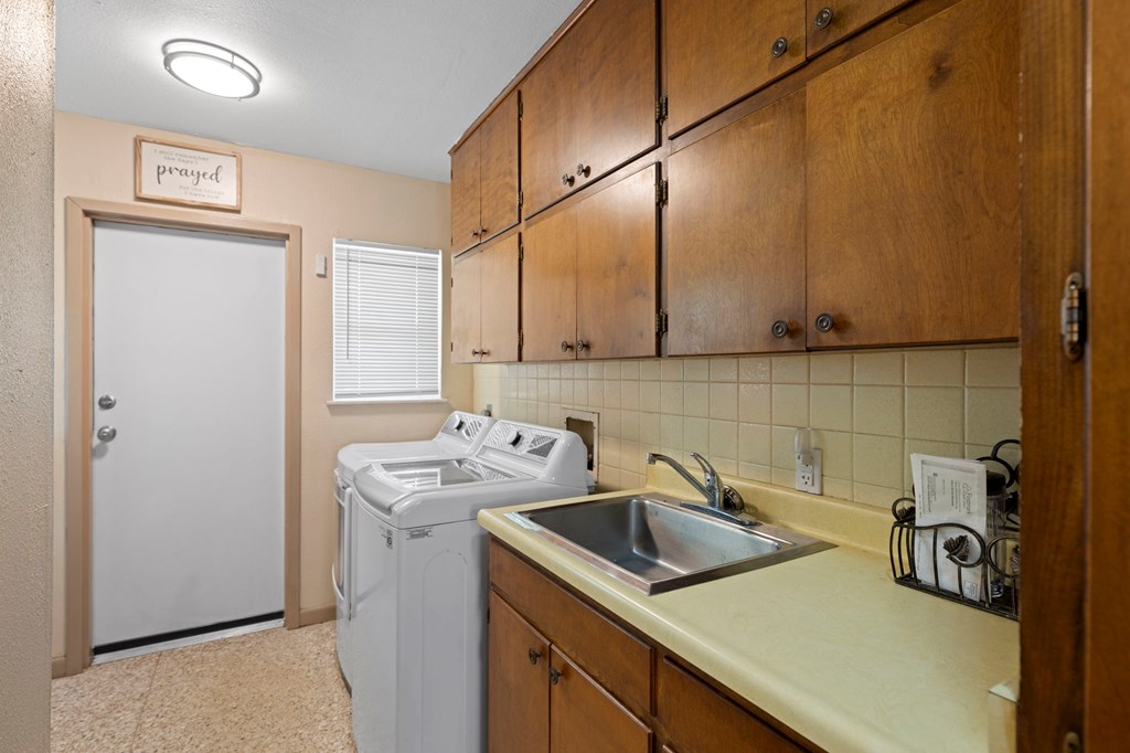 Residential in Center Point 4