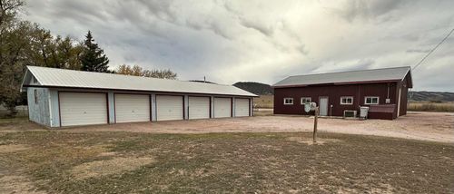 410 N 3rd St, Buffalo Gap, SD, 57722-3051 | Card Image