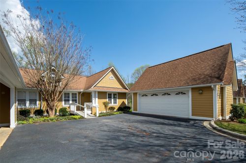 803 Woodlea Ct, Asheville, NC, 28806-4807 | Card Image