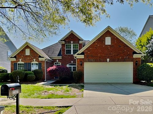 2507 Post Oak Ln, Gastonia, NC, 28056-0015 | Card Image
