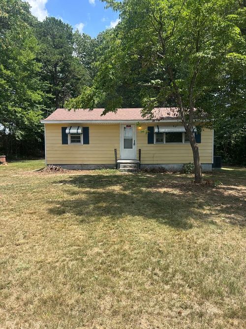 5065 Wards Rd, Evington, VA, 24550-1990 | Card Image