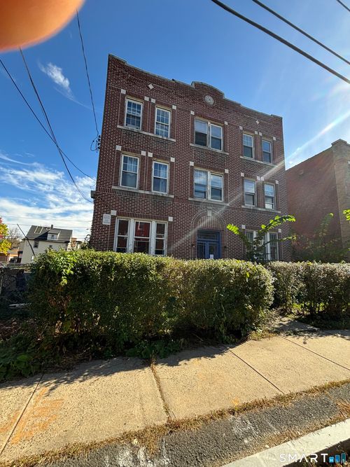 2s-30-32 Dorothy Street, Hartford, CT, 06106 | Card Image
