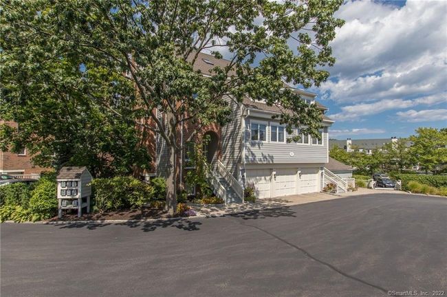 APT-102 - 123 Harbor Dr, Condo with 2 bedrooms, 3 bathrooms and null parking in Stamford CT | Image 27