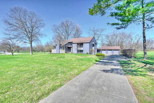 8657 Valleyview Dr, Florence, KY, 41042-9540 | Card Image
