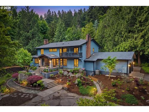 1515 S Radcliffe Ct, Portland, OR, 97219-8172 | Card Image