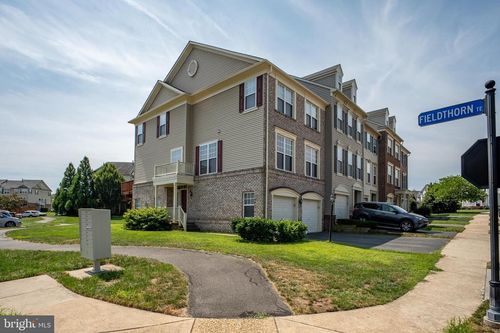43229 Broxton Ter, BROADLANDS, VA, 20148-5315 | Card Image