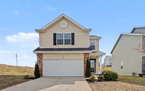 108 Champions Ln, Wentzville, MO, 63385-3607 | Card Image